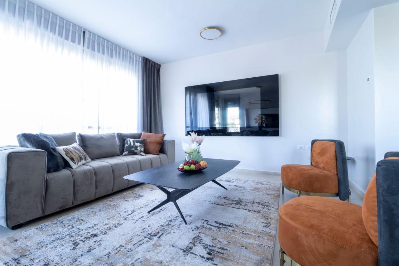 The Haneviim Suites - Isrentals Jerusalem Exterior photo