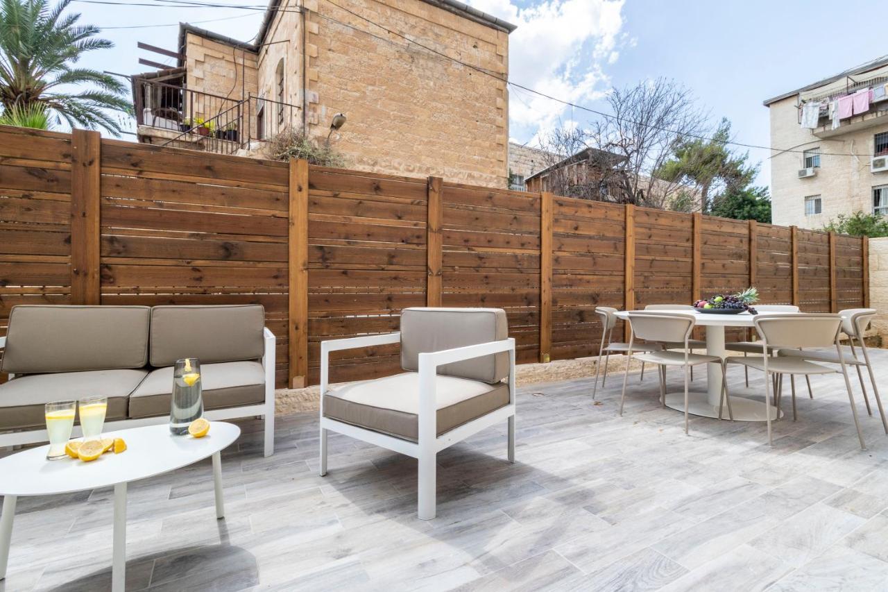 The Haneviim Suites - Isrentals Jerusalem Exterior photo