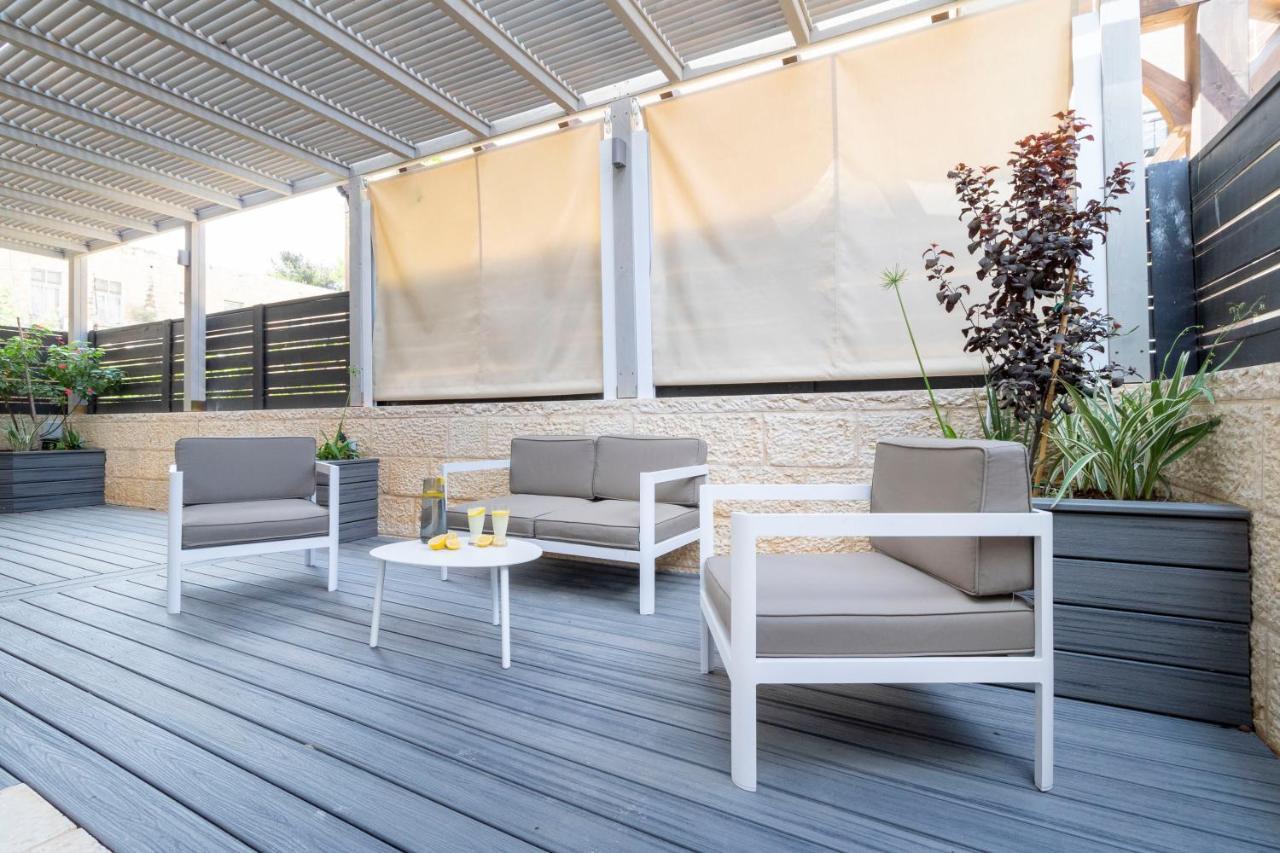 The Haneviim Suites - Isrentals Jerusalem Exterior photo