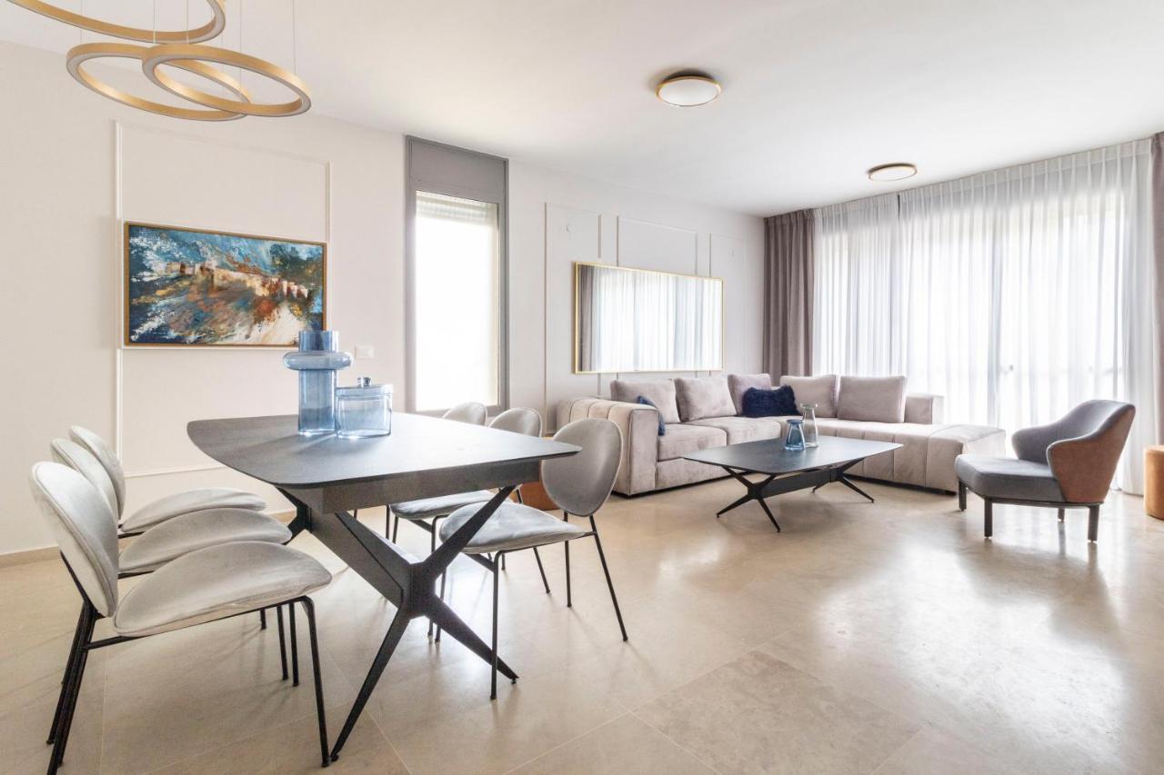 The Haneviim Suites - Isrentals Jerusalem Exterior photo