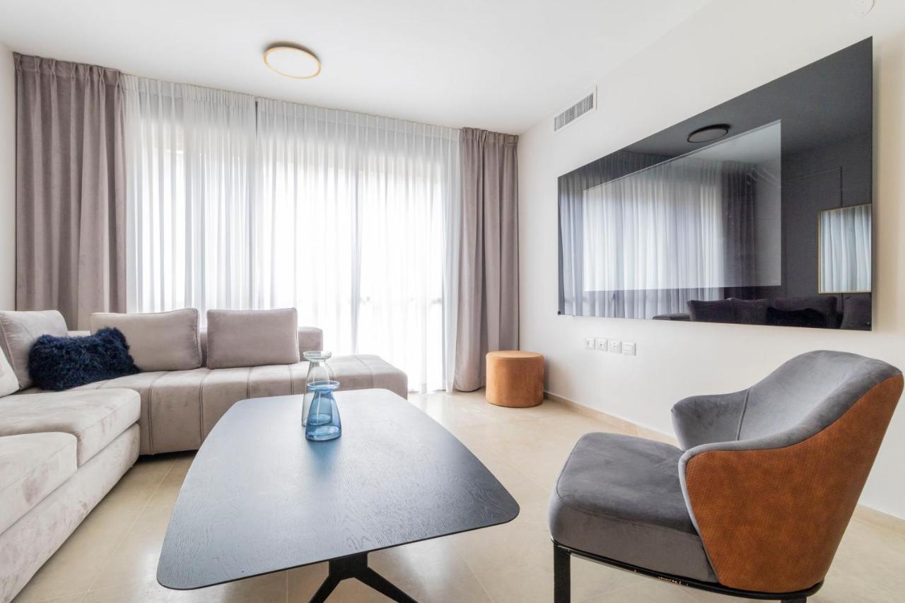 The Haneviim Suites - Isrentals Jerusalem Exterior photo